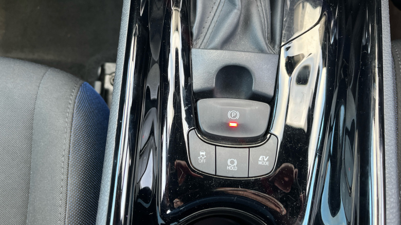 Toyota C-HR 2.0 Hybrid Dynamic 5dr CVT Hybrid Hatchback